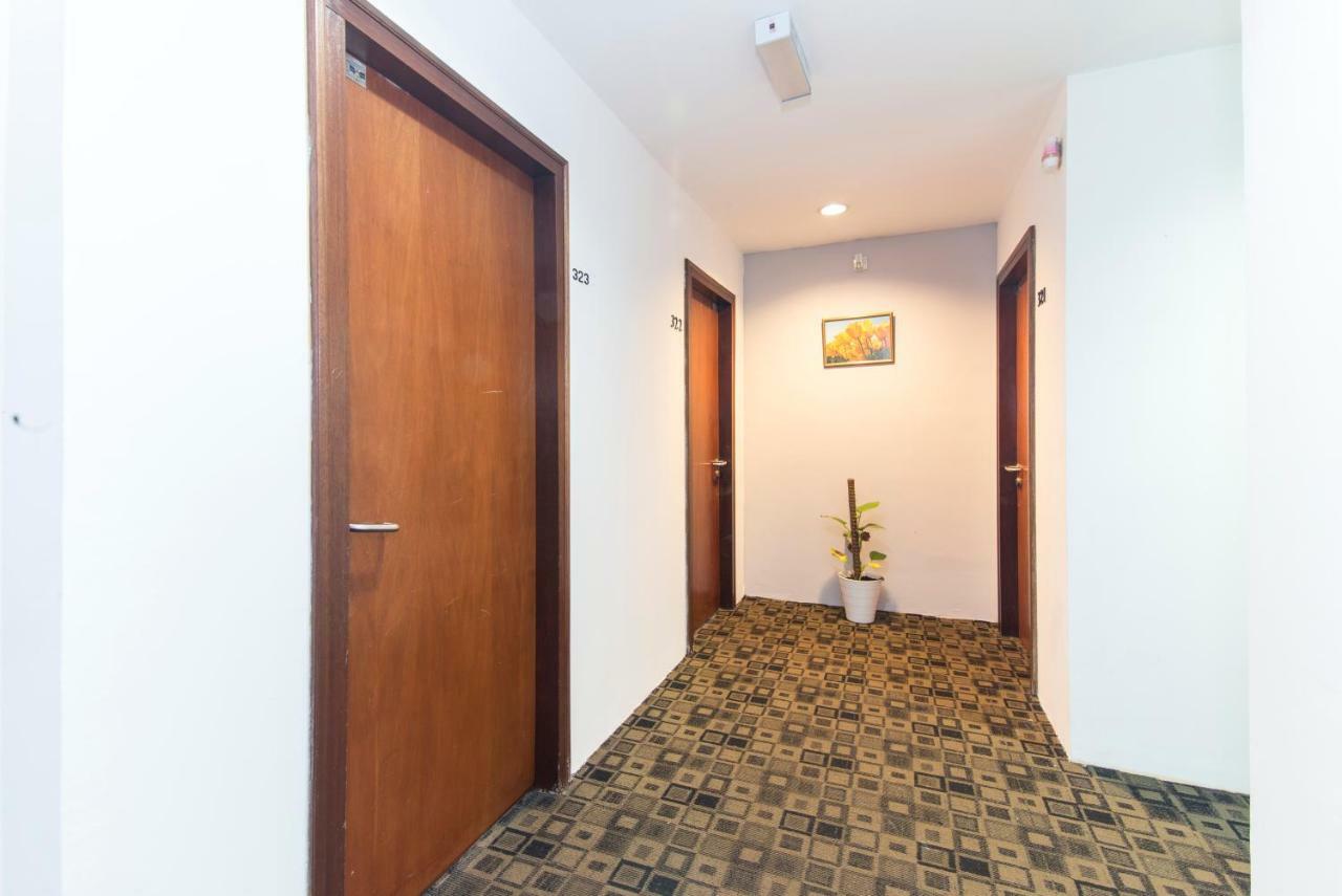 Fumah Hotel Шах Алам Екстериор снимка